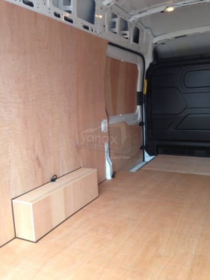 L4 RWD - Base model - Full Ply Lining inc. floor & w/boxes - Click Image to Close