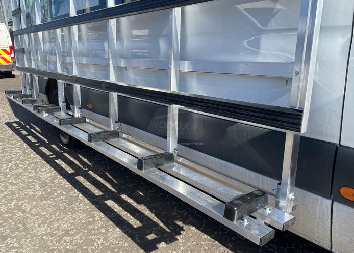 Sprinter (18-on) L4 - Aluminium Glass Rack (LxH) 4400 x 2500 - Click Image to Close