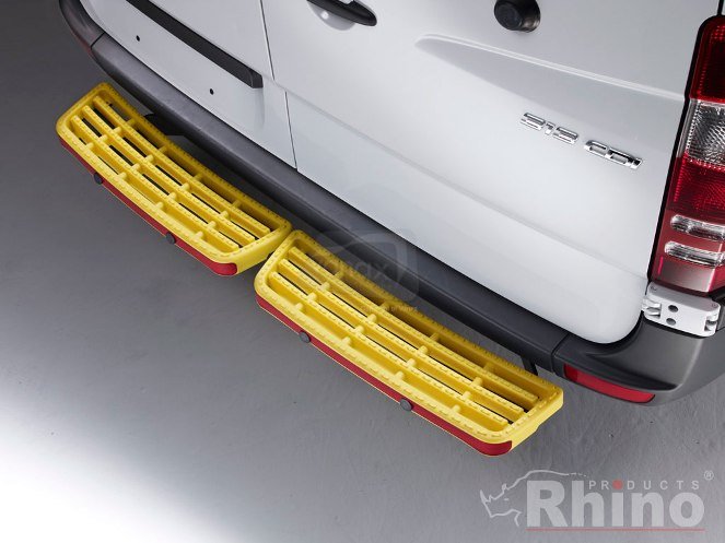 Maxus Deliver 9 - Twin step yellow - with reverse sensors - Click Image to Close
